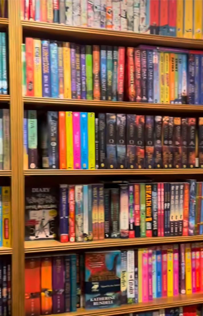 BOOKLYA BOOKSTORE Photo